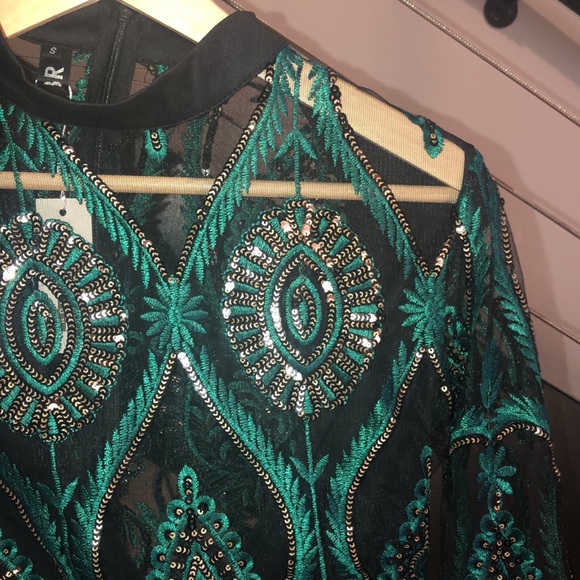 Luxury breaking neck dress - Picture 3 of 5